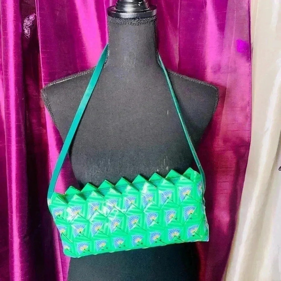 Ecoist Green Recycled Bag - Picture 3 of 5